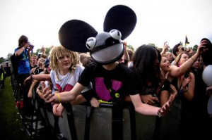 Saw Deadmau5 in London. Was at the very front all day like a champ. I ...