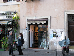 Fahrenheit 451 Bookstore, Rome (sblinn) Tags: italy signs rome roma ...