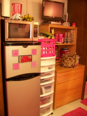 Found on roomzaar.com