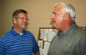 Randy Hultgren confers with Joe Alger, a moving force in Patriots ...