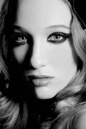 Sophie Lowe photos by way2enjoy.com Sophie Lowe Latest News, Photos ...