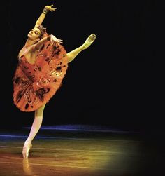 Maria Tallchief as the Firebird ♥ This is my favorite fairytale ...