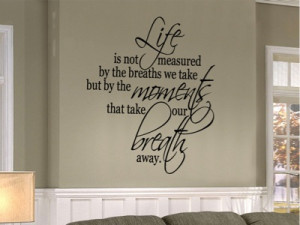 Decorating Your Room With Vinyl Wall Quotes