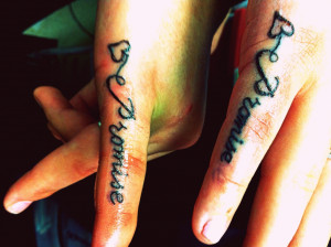 Best Friends Tattoos On Fingers