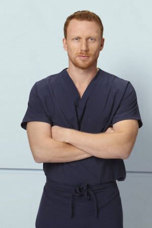 Grey's Anatomy Owen Hunt is Official :D