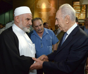 ... Association des Imams d’Israel avec son Président Shimon Peres