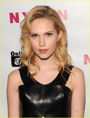 Claudia Lee
