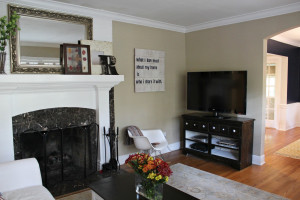 Ten points for you if you guessed the art by the TV! I have been ...