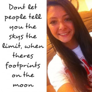 30+ Quotes For Selfies