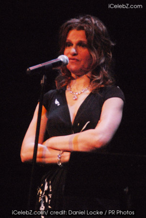 Sandra Bernhard in Concert at The Lakeshore Theater - February 14 ...