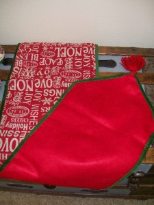... Sayings CHRISTMAS TABLE RUNNER Red Cream Sage Green PEACE LOVE