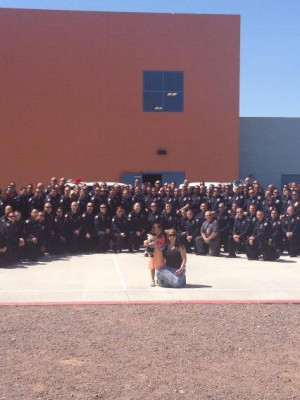 ... Phoenix Police Officer Attend His Daughters Kindergarten Graduation