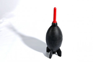 Photographer Has Blower Confiscated by TSA Because it ‘Could Fly ...