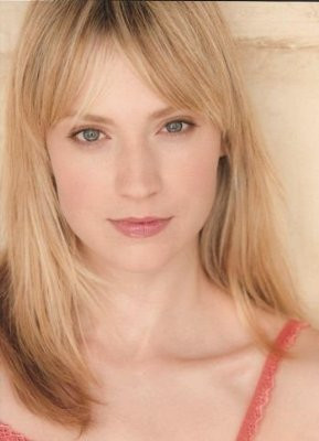 Beth Riesgraf aka Parker, most adorable character ever.