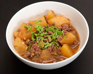The Guy's Two-Step Nikujaga (Japanese meat and potatoes) Asian Recipe