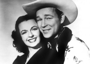 Still of Roy Rogers and Dale Evans in Cowboy and the Senorita (1944)