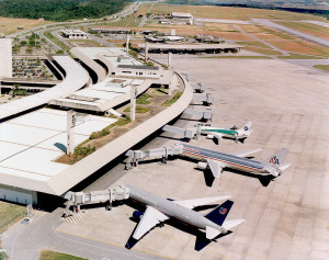 ... | Belo Horizonte | Aeroporto Internacional Tancredo Neves - Confins