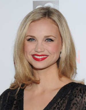 Fiona Gubelmann picture