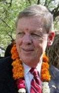 JOHNNY ISAKSON (R-GA)