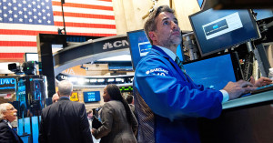 102116815-trader-new-york-stock-exchange.1910x1000.jpg
