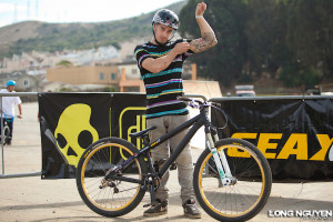 Ryan Meyer flexing for the ladies with his Corsair Ducat - doesn't he