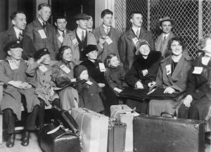 German immigrants photographed at Ellis Island in 1931. (German ...