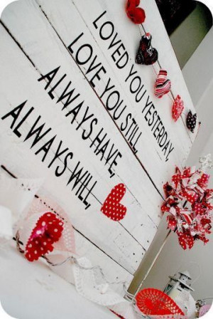 Valentine’s Day Pallet Art and Doily Mantel (tutorial)!!