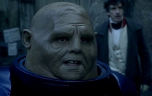 Commander Strax (Dan Starkey)