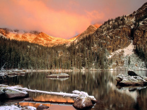 Download Rocky Mountains wallpaper, 'volcano mountain'.