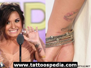 Demi Lovato Belly Button Ring Demi lovato tattoos 8