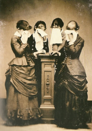 Photos of Victorian Dead People