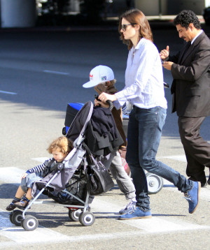 Emily Mortimer & Family: A Los Angeles Arrival! – Gallery Photo 6 ...