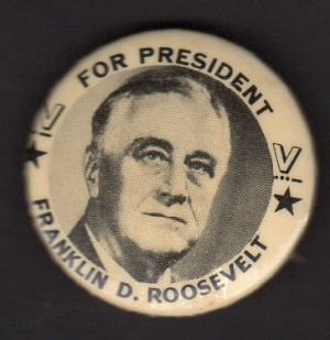 Franklin D. Roosevelt For President V For Victory Button