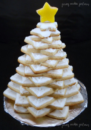 Winter Holiday Tree! Great Centerpiece for your Holiday tablescape.