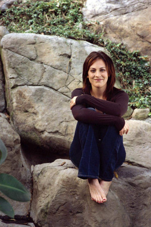 annabeth gish Images and Graphics