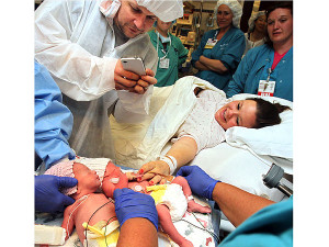 Rare 'Mono Mono' Twins Born on Mother's Day Weekend Hold Hands After ...