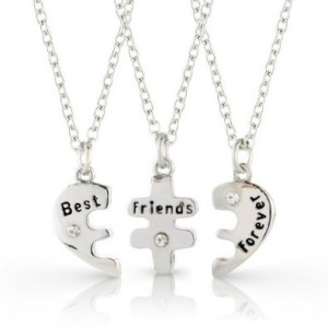 Source Picture : http://www.amazon.com/Friends-necklace-friendship ...