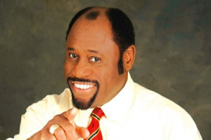 Dr.-Myles-Munroe-and-Family-Killed-In-Plane-Crash-feature.jpg