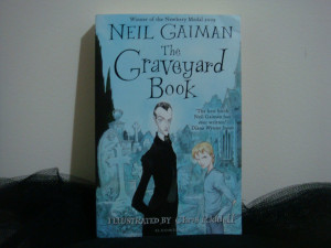 The Graveyard Book / Neil Gaiman