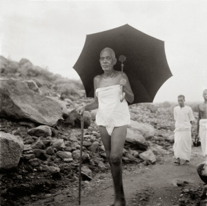 Bhagavan Ramana Maharshi, Maharshi in Arunachalam, Arunachalam Hill ...