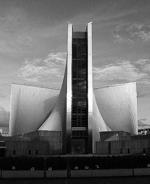 kenzo tange st mary's cathedral saint mary