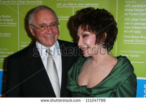 Stewart Resnick and Lynda Resnick at the UFC 39 S 2007 Brass Ring