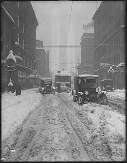 Cars and a streetcar stuck in snow downtown, Seattle, 1916. (Photo ...