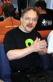 Raymond at Linucon in 2005