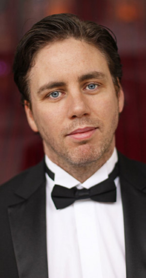 MV5BMjMxODQ0MzM4N15BMl5BanBnXkFtZTcwMjQ3NDQ4OA@@._V1_SY1200_CR85,0,630 ...