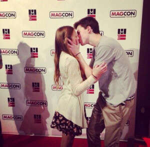 Shawn Mendes Shawn Mendes n 39 h site pas empbrasser ses fans sur