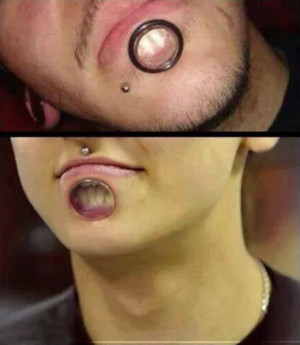 body-modifications-tattoos+piercings+lip+plates.png