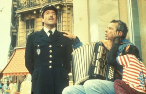 Dreyfus : The beggar was the lookout man for the gang.