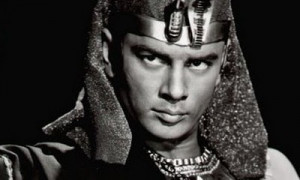 Yul-Brynner-as-Pharaoh-Rameses-II-The-Ten-Commandments.jpg