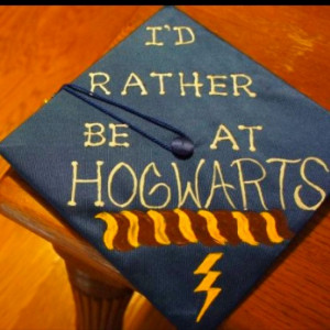 Graduation Caps That Absolutely Nailed It in 2014! « Read Less